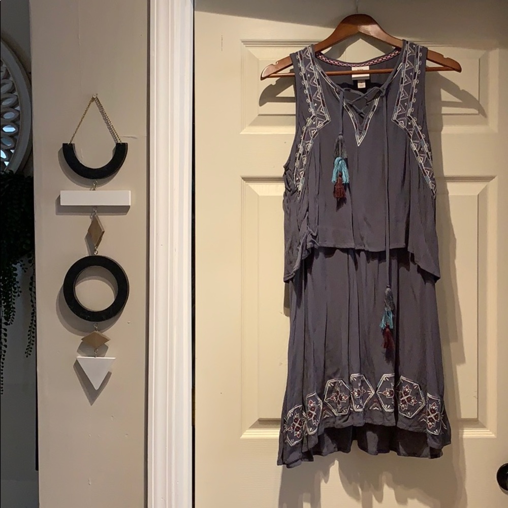 Sleeveless Knox Rose dress